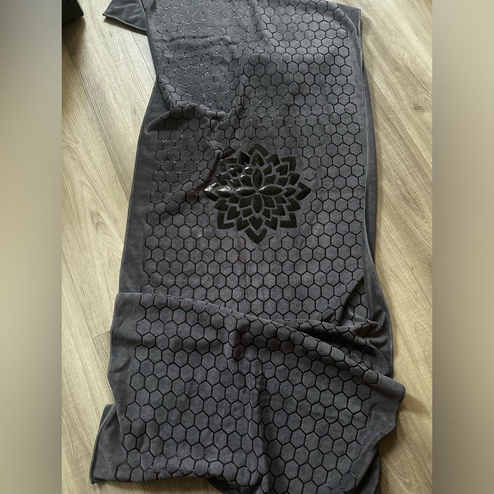 Yoga towel